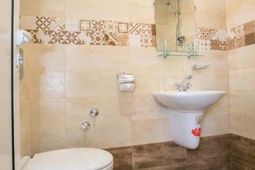 پانسیون Guest House Amore
