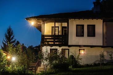 پانسیون Strannopriemnitsa Guest House