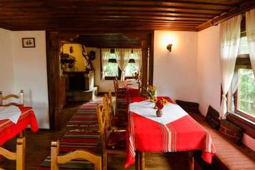 پانسیون Strannopriemnitsa Guest House