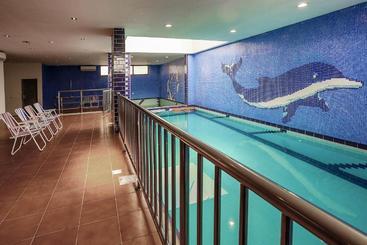 Towlan Hotel Suites