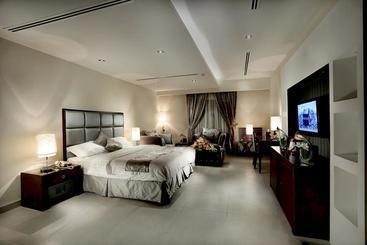 Towlan Hotel Suites