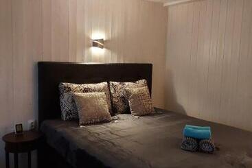 پانسیون Aare Accommodation