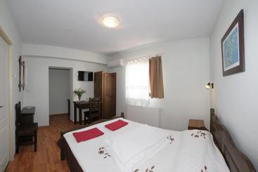 پانسیون Casa Oana
