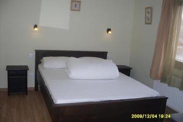 پانسیون Casa Oana