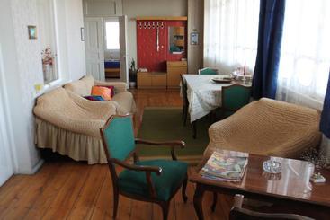 پانسیون Tlt Guest House