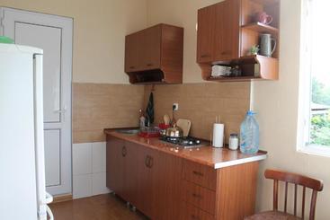 پانسیون Tlt Guest House