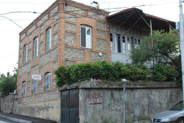 پانسیون Tlt Guest House
