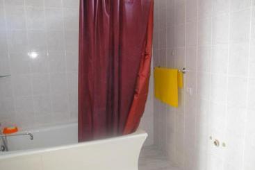 پانسیون Tlt Guest House