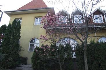 پانسیون Art Guesthouse