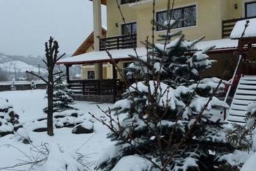 پانسیون Camves Inn