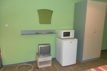 پانسیون Villa Mari Guest Rooms