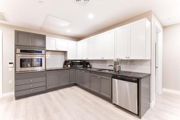 هتل Global Luxury Suites Longwood Medical