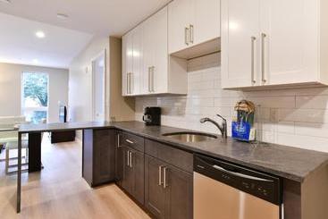 هتل Global Luxury Suites Longwood Medical