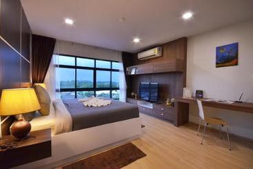 هتل Nice Bangtao Beach