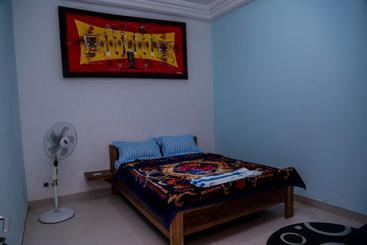 هتل Dakar International House