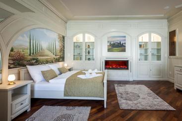 شقق خاصة سياحية Studio Apartments Rados