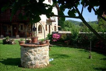 مسافرخانه Posada La Aldea