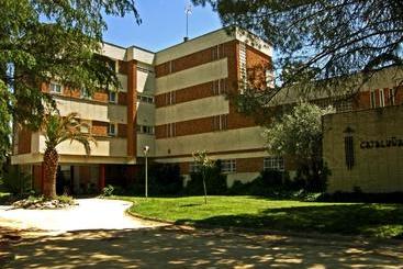 مسافرخانه Residencia Universitaria Cardenal Cisneros