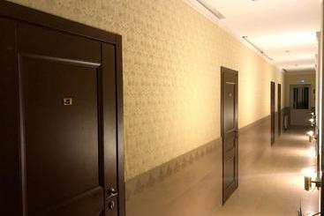 هتل Comfort-place
