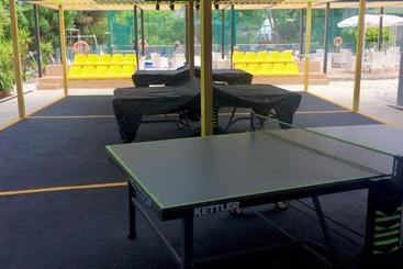 هتل Royal Tennis Club