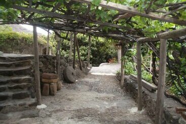 Casa Del Lomo