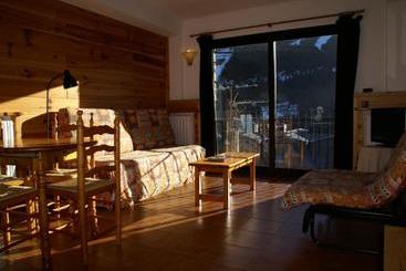 Apartaments Casa Vella Popaire