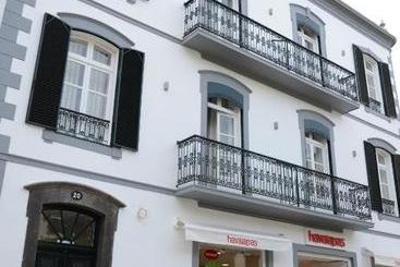 Edificio Charles 103 - Funchal