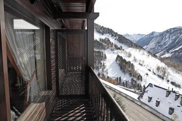 Apartarent La Pleta Y Nin Cota 1700 - Baqueira-Beret