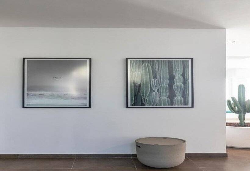 Ferrer Concord Hotel & Spa