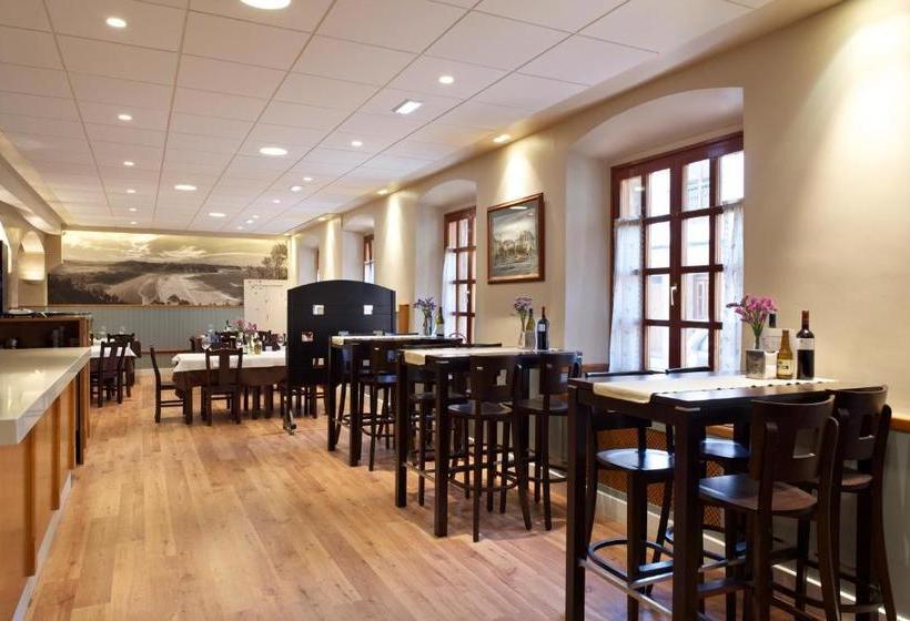 هتل Restaurante El Manquin