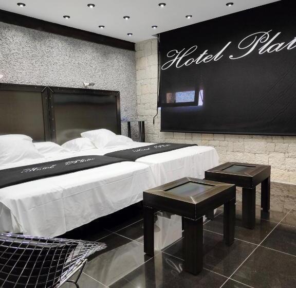 فندق Plata