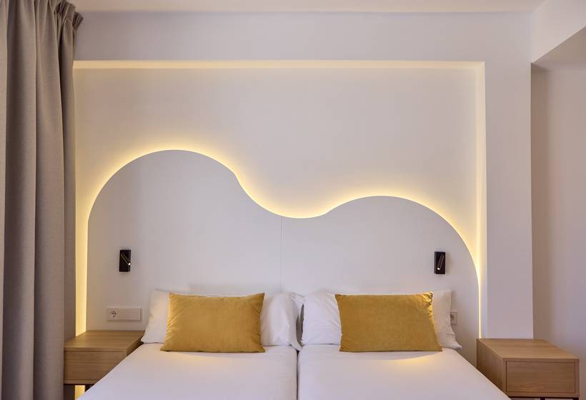 Universal Hotel Bikini