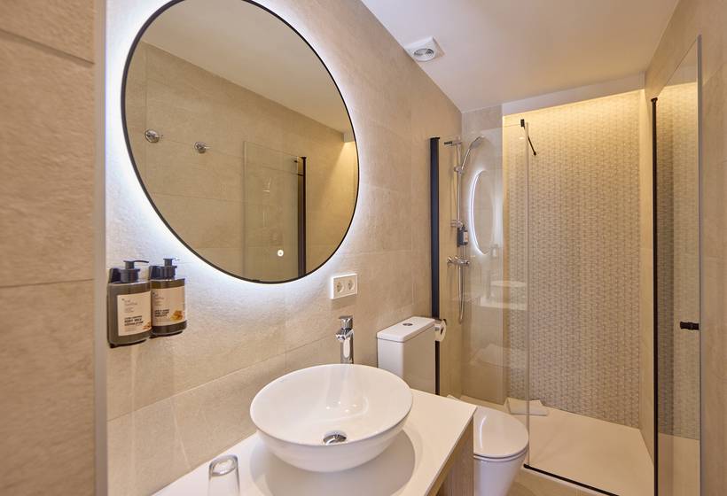 Universal Hotel Bikini