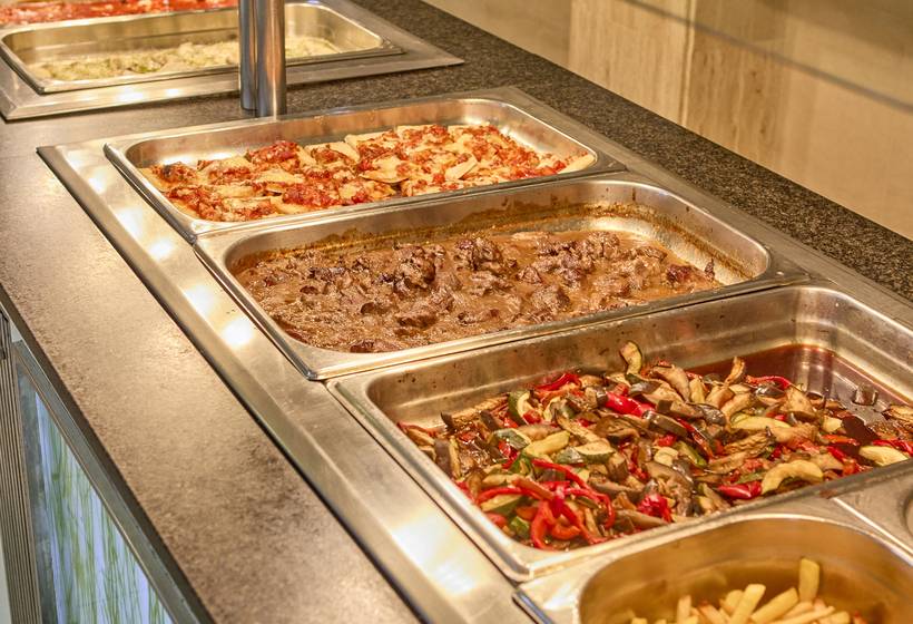 Universal Hotel Bikini