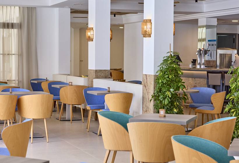 Universal Hotel Bikini