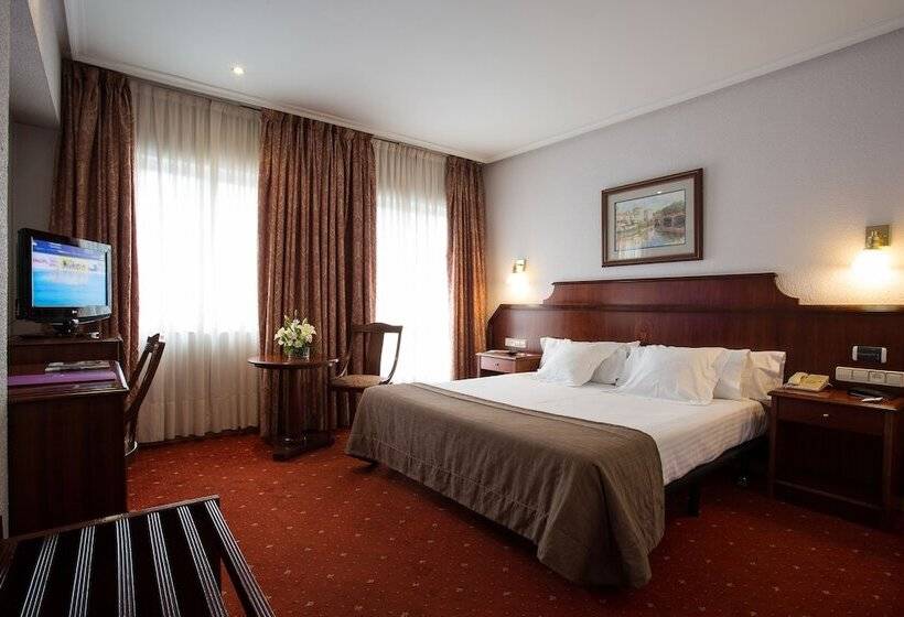 ホテル Zentral Ramiro I