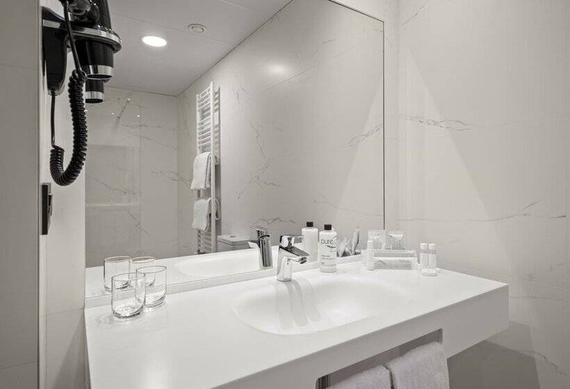 ホテル Zentral Ramiro I