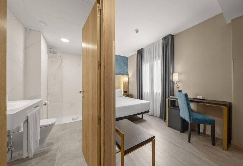 ホテル Zentral Ramiro I