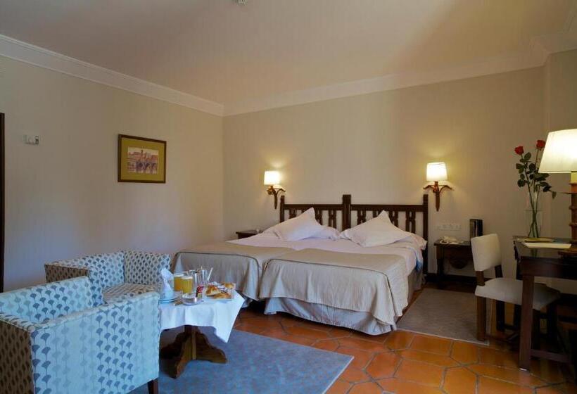 Parador De Avila