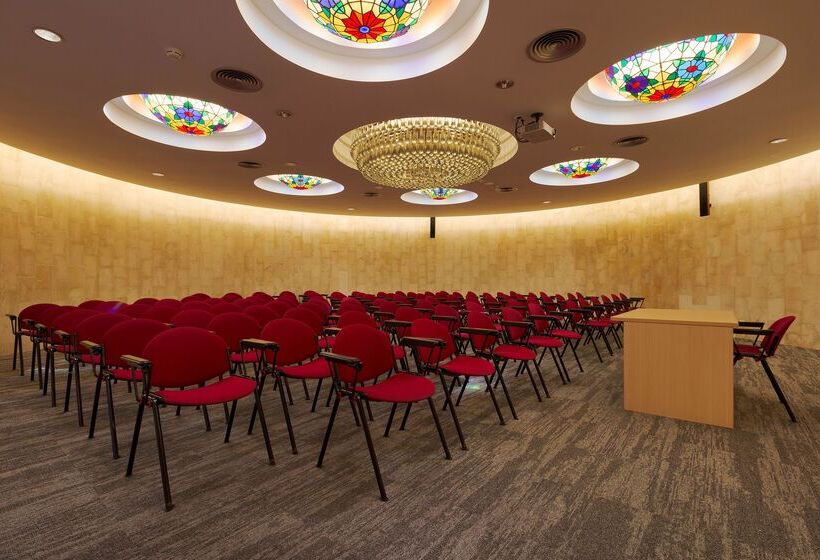 هتل Alua Illa De Menorca