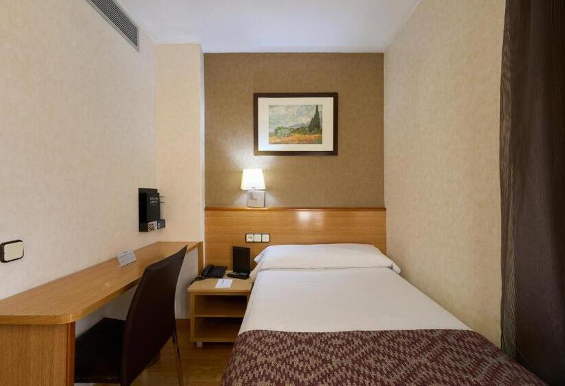 هتل Catalonia Park Guell