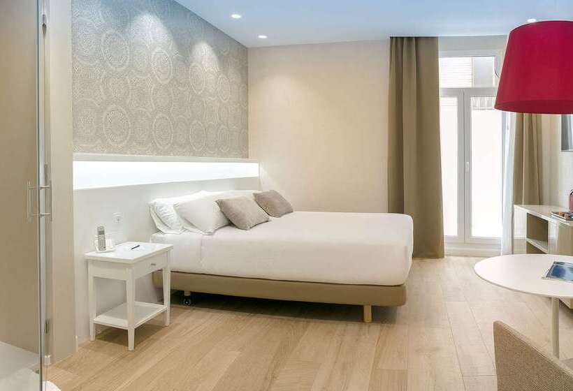 هتل Melia Plaza Valencia