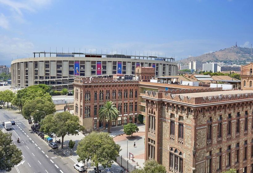 Отель NH Barcelona Stadium