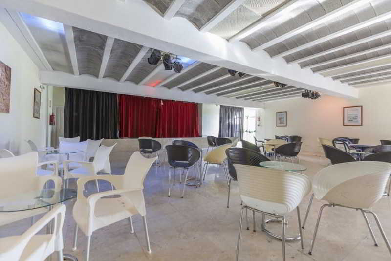 호텔 Sirenis Club Siesta