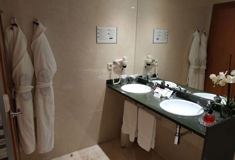 هتل Rh Sorolla Centro