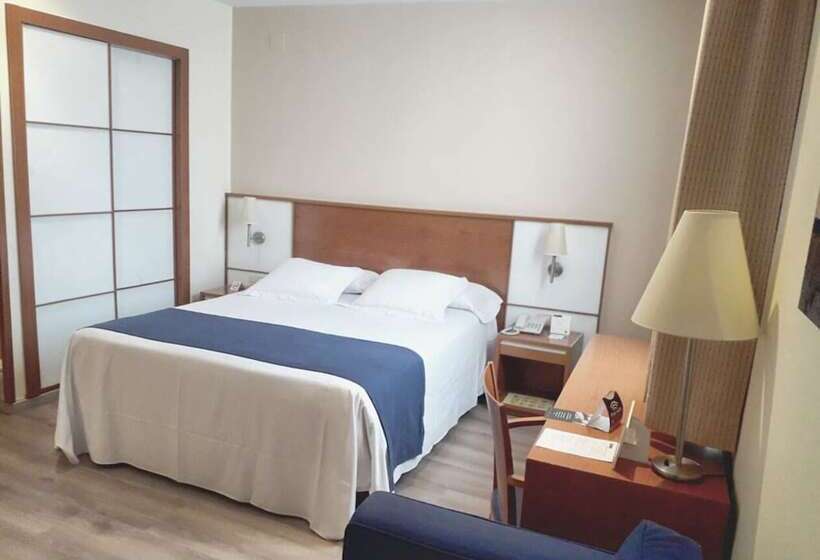 هتل Rh Sorolla Centro