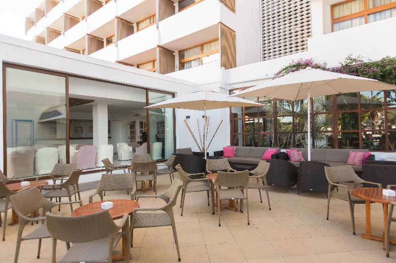 ホテル Tres Torres