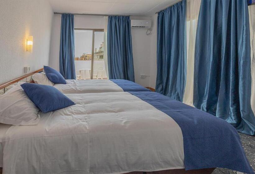 בית מלון כפרי Vila Calella