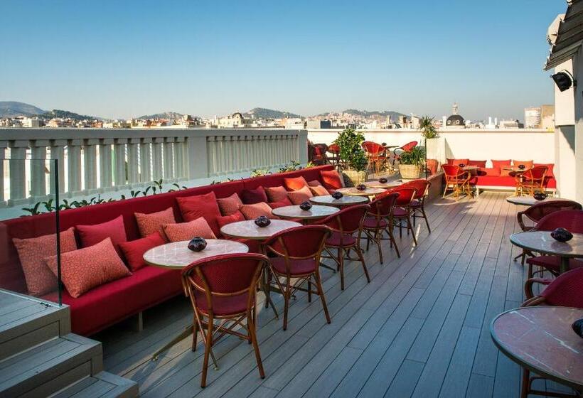 Отель Vincci Mae