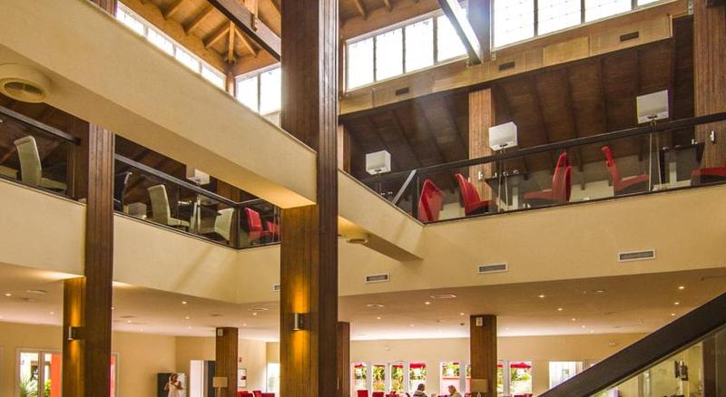 Aparthotel Las Dunas